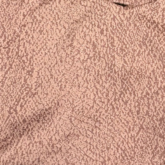 Sage Textured Pink Racerback Sports Bra - Picture 4 of 4